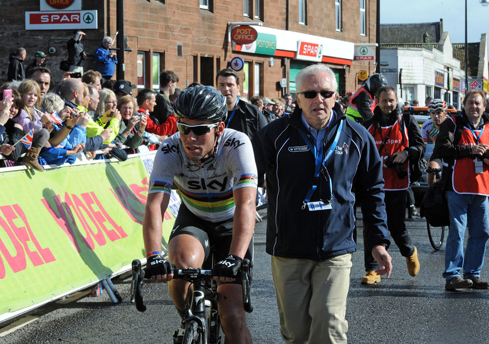 Mark Cavendish and Mick Bennett, Tour of Britain 2012, stage three