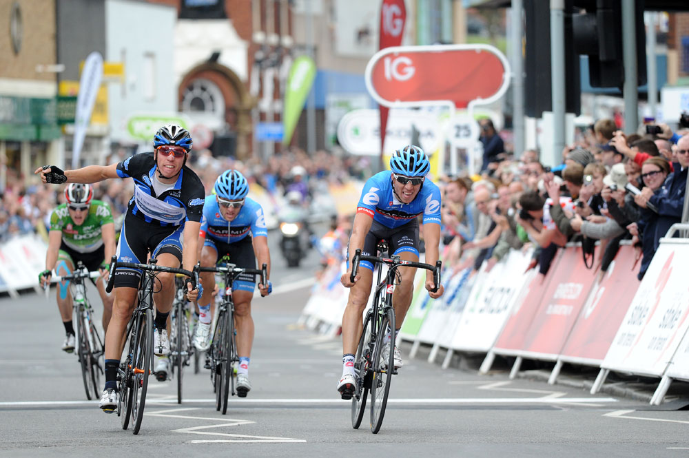 Sprint for second place, Tour of Britain 2012, stage five