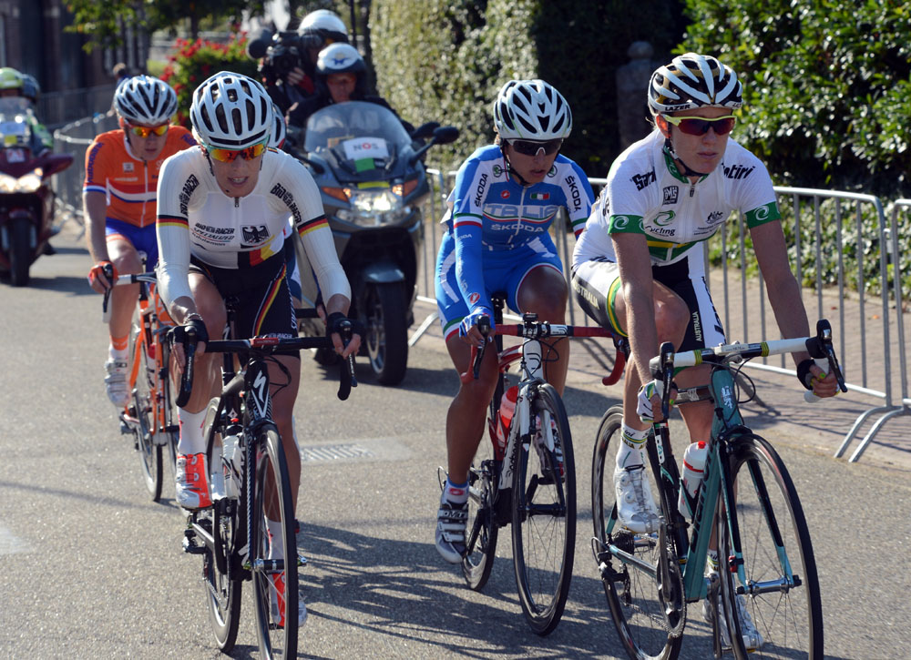 Rachel Neylan in escape, Women's road race, Road World Championships 2012