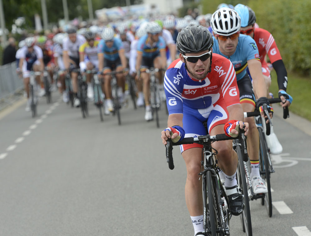 Mark Cavendish chases, Men's road race, Road World Championships 2012
