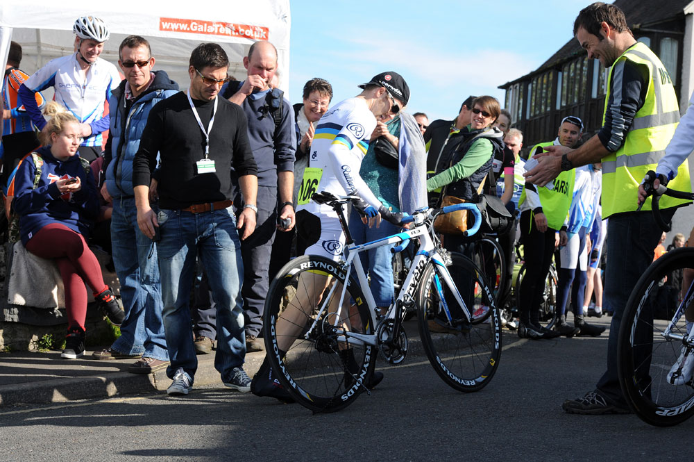 Latimer's snapped chain, Monsal Hill-Climb 2012