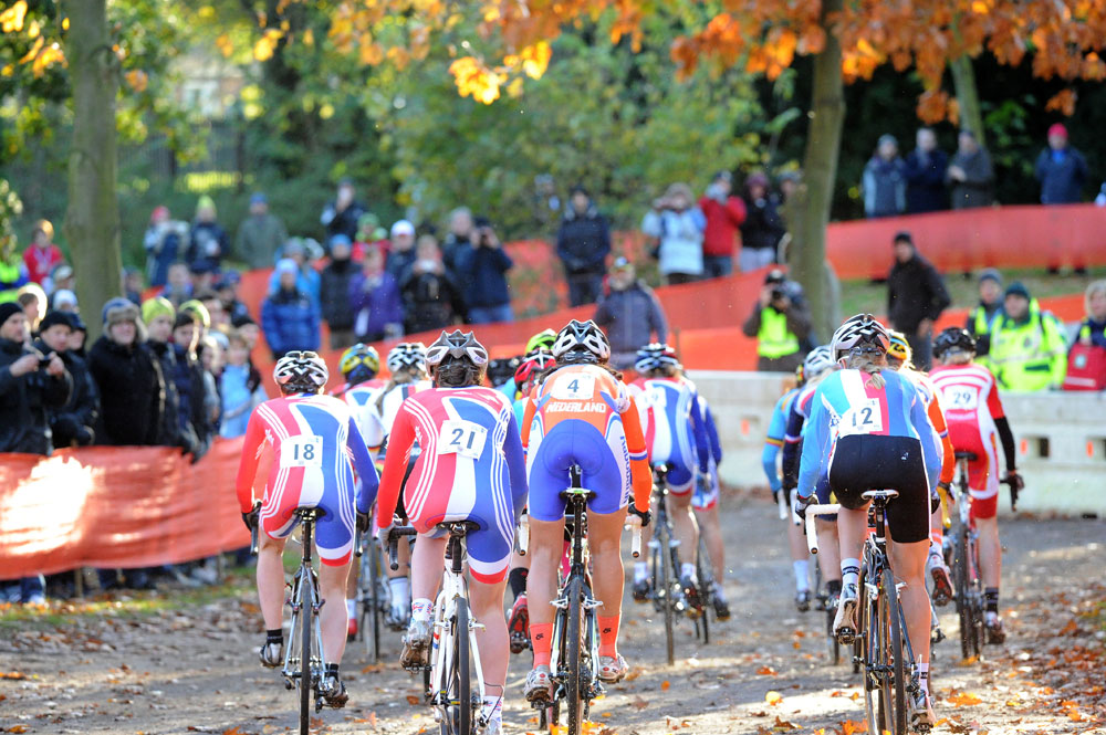 Women's start, European Cyclo-Cross Championships 2012