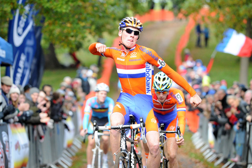 eurocross12-Teunissen-wins-2.jpg Mike Teunissen wins under-23 men's race, European Cyclo-Cross Championships 2012