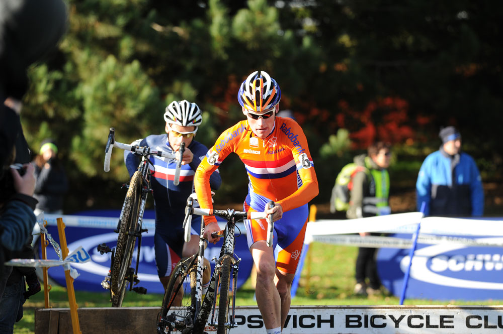 Teunissen and Alaphilippe, European Cyclo-Cross Championships 2012