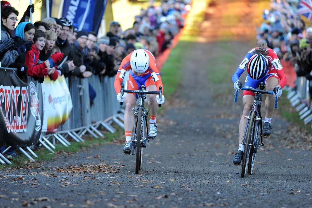 Close call, but Helen Wyman gets it, European Cyclo-Cross Championships 2012