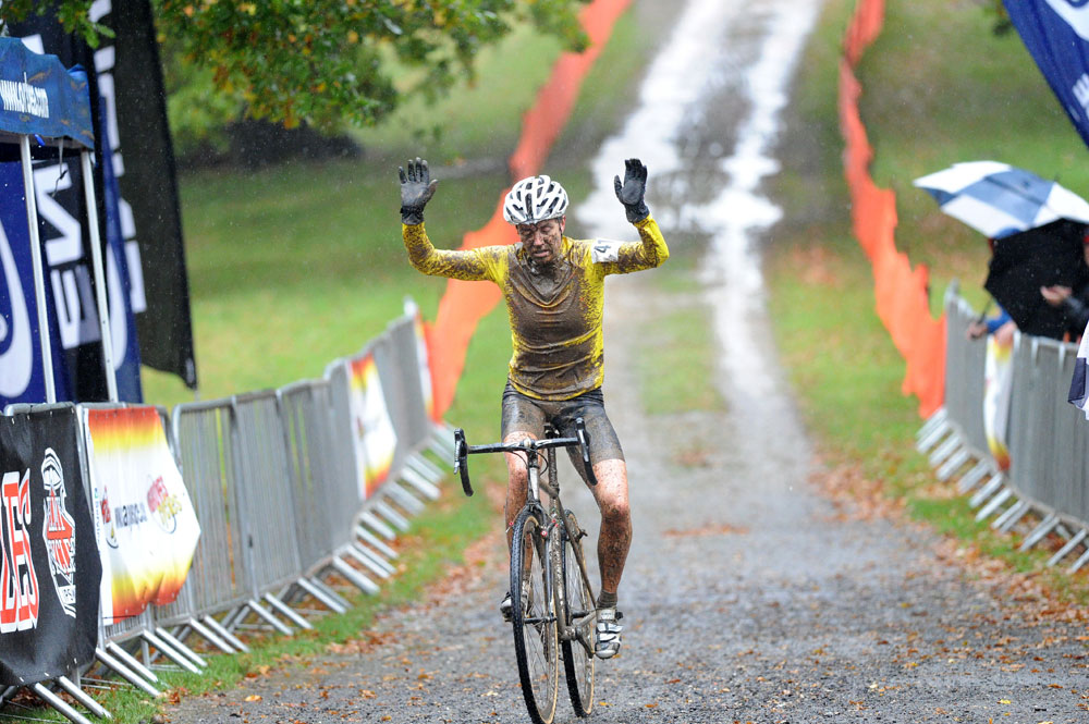 Louise Robinson wins women's race, National Trophy cyclo-cross 2012, Ipswich