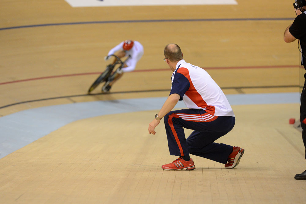 Dyer gives encouragement, Track World Cup, Glasgow 2012, day one