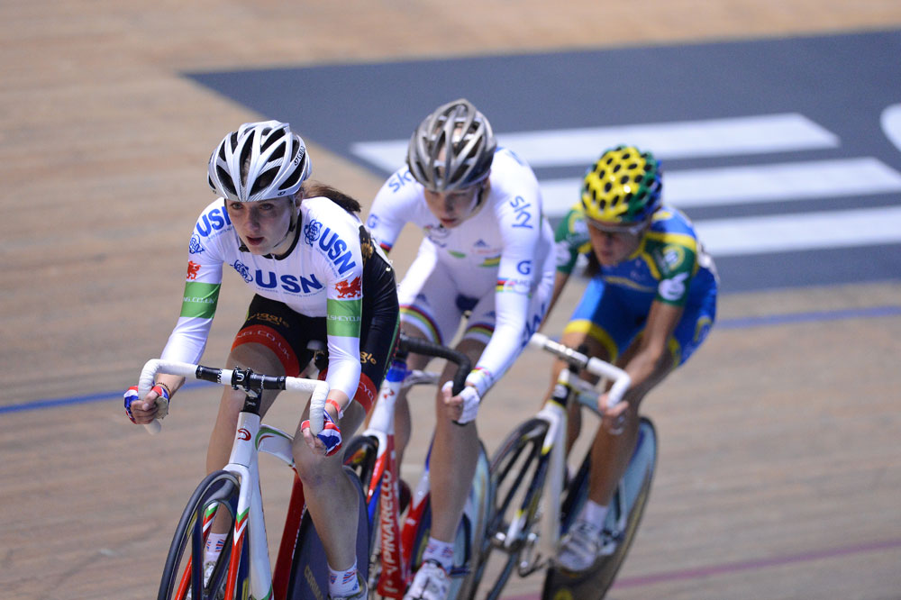 Elinor Barker on front during team pursuit, Revolution, series 10, round 2