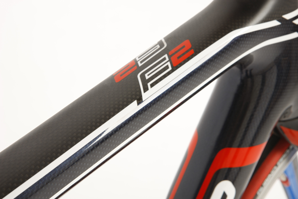 Felt-F2-top-tube