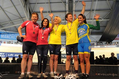 Lizzie Armitstead presents the medals, BBC Breakfast Challenge 2012