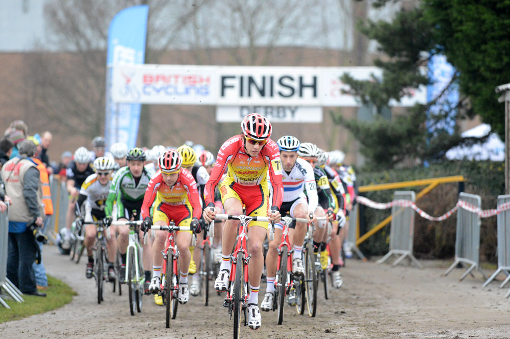 Senior race start, National Trophy, Derby 2013