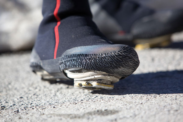 BBB-Artic-Duty-over-shoes-1