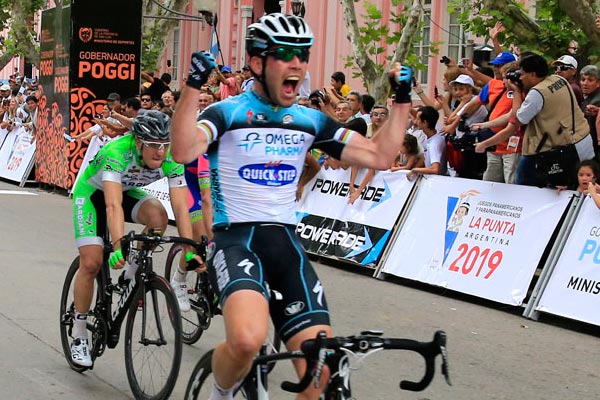 Photo: Mark Cavendish wins Tour de San Luis stage one 2013.