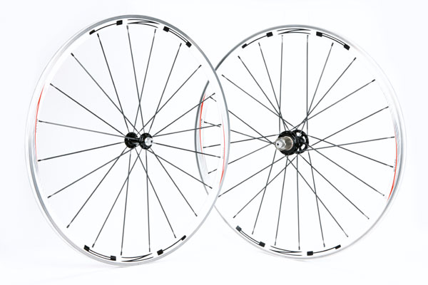 4ZA Cirrus Clincher wheelset