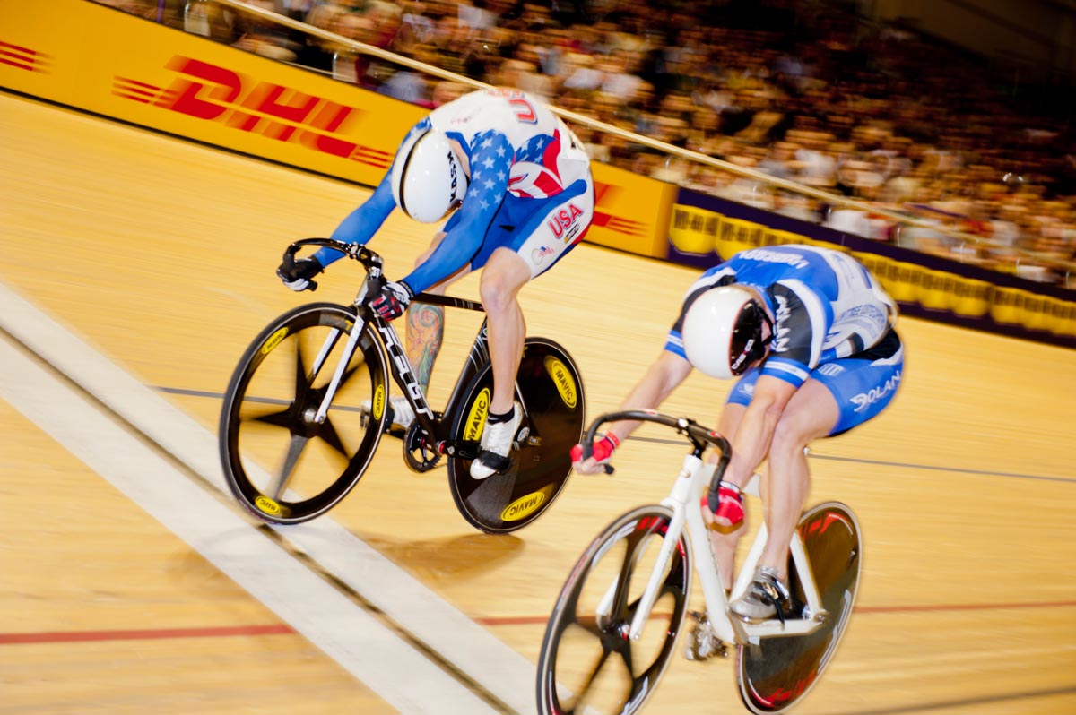 Mansker takes MacLean on the line, Revolution 40, February 2013