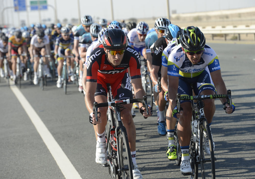 qatar13st4-davis-cummings chase.jpg Allan Davis and Steve Cummings head the chase, Tour of Qatar 2013, stage four