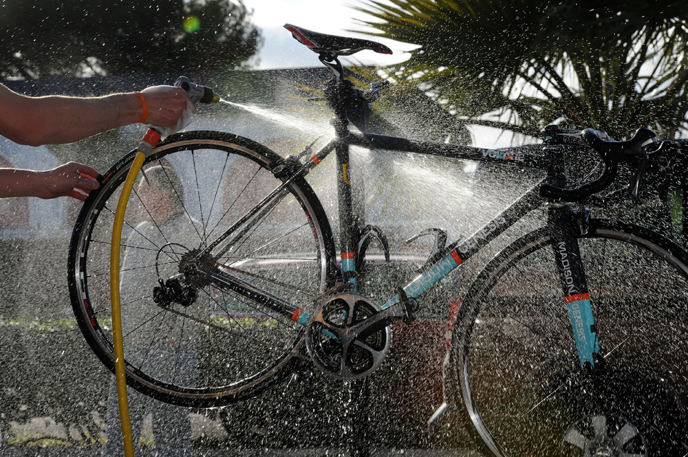 Bike wash, Madison-Genesis training in Majorca, 2013