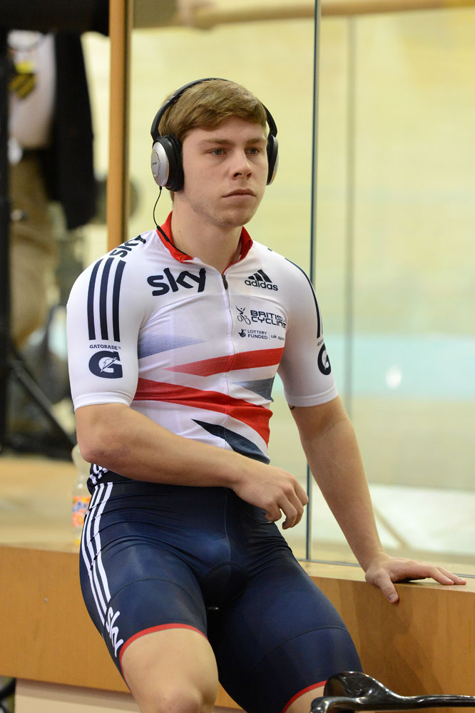 Philip Hindes warms up, Track World Championships 2013, day 2 morning