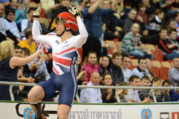 Jason Kenny celebrates keirin win 2013 track cycling world championships Minsk.jpg jason, kenny, keirin, track, world, championships, 2013, minsk, belarus