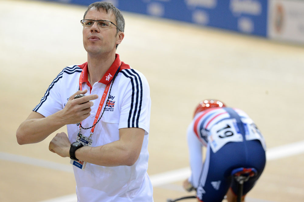 Paul Manning watches Laura Trott in omnium, Track World Championships 2013, day five