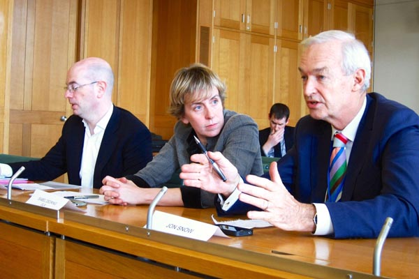 Jon Snow, Get Britain Cycling, March 2013 Jon Snow, Get Britain Cycling, March 2013