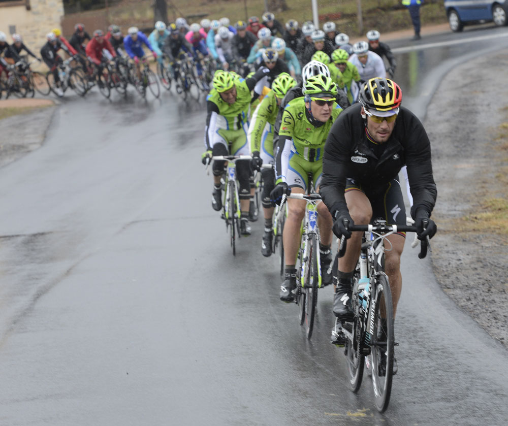 Tom Boonen chases, Paris-nice 2013, stage three