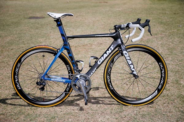 Blanco team Giant Propel Blanco team Giant Propel