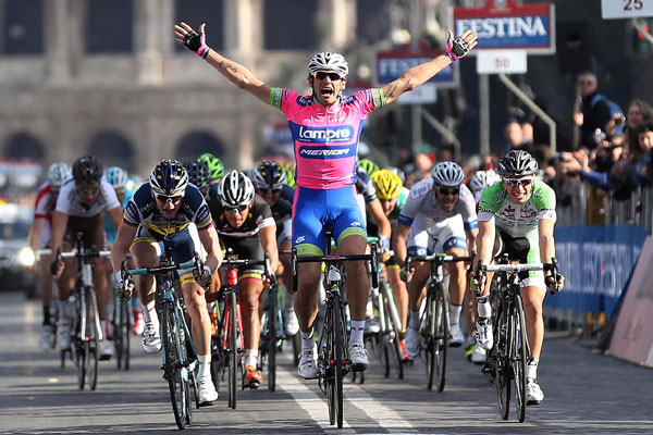 Filippo Pozzato celebrates second place in Roma Maxima Filippo Pozzato celebrates second place in Roma Maxima