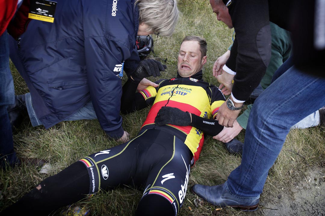 Tom Boonen crashes out, Tour of Flanders 2013 Tom Boonen crashes out, Tour of Flanders 2013