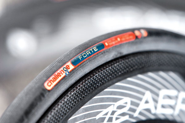 Challenge Forte Open Road tyre