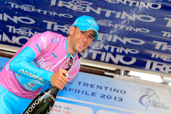 Vincenzo Nibali wins, Giro del Trentino 2013, stage four Vincenzo Nibali wins, Giro del Trentino 2013, stage four
