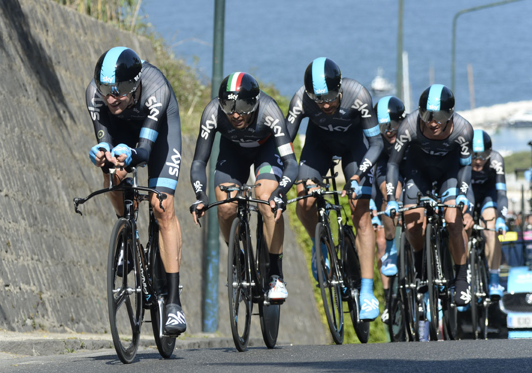 Bradley Wiggins on the front for Sky, Giro d'Italia 2013, stage two TTT