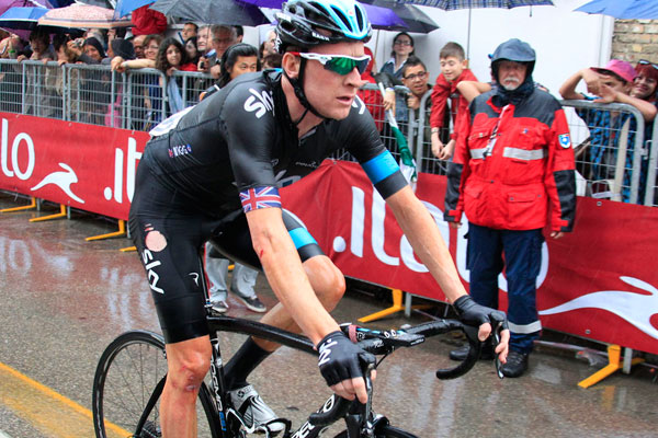 Bradley Wiggins finishes Giro 2013 stage seven Bradley Wiggins finishes Giro 2013 stage seven