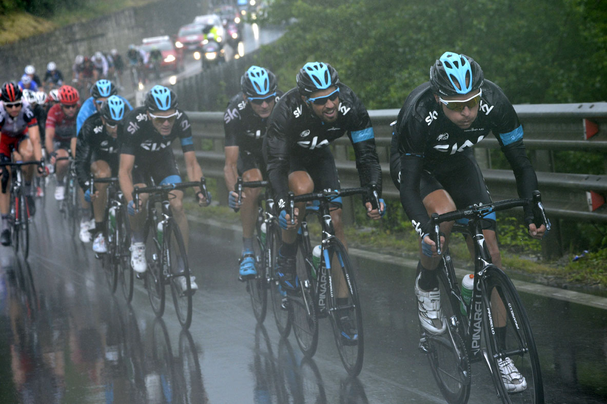 Sky pace Bradley Wiggins, Giro d'Italia 2013, stage nine Sky pace Bradley Wiggins, Giro d'Italia 2013, stage nine