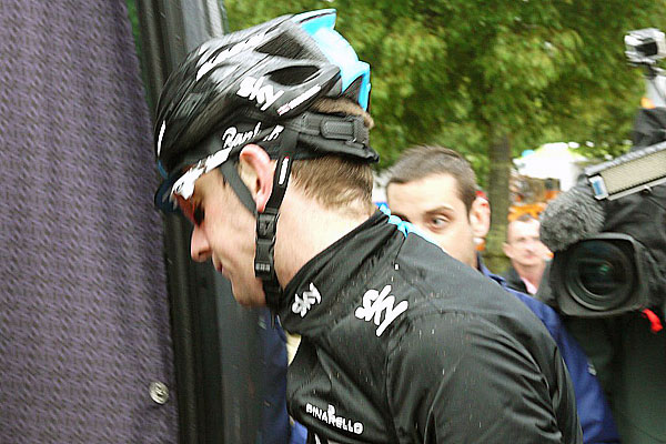 Bradley Wiggins withdraws from 2013 Giro d'Italia Bradley Wiggins withdraws from 2013 Giro d'Italia