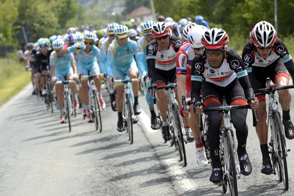 Machado chase, Giro d'Italia 2013, stage 16 Machado chase, Giro d'Italia 2013, stage 16