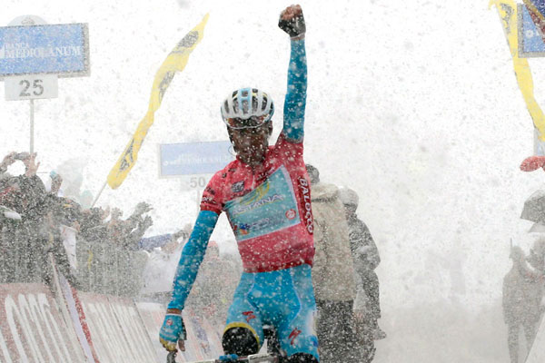 Photo: Vincenzo Nibali wins stage 20, Giro d'Italia 2013. 