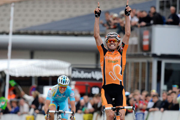 Samuel Sanchez wins, Criterium du Dauphine 2013, stage 7 Samuel Sanchez wins, Criterium du Dauphine 2013, stage 7