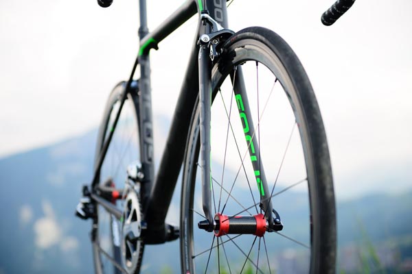 Focus Izalco Max Focus Izalco Max