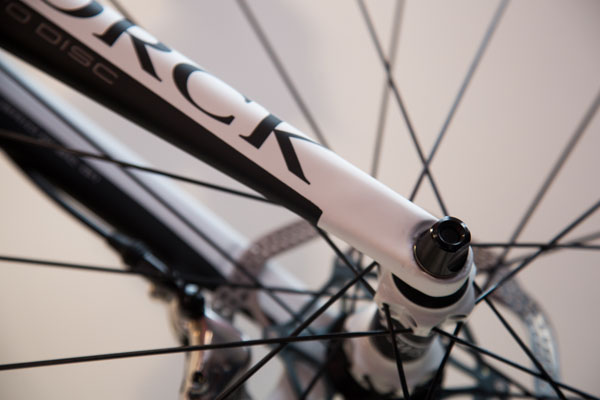 Storck-Aernario-a.jpg Storck Aernario, road bike, disc brakes, SRAM