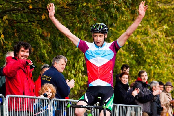 Paul Oldham wins final Rapha Supercross round Paul Oldham wins final Rapha Supercross round